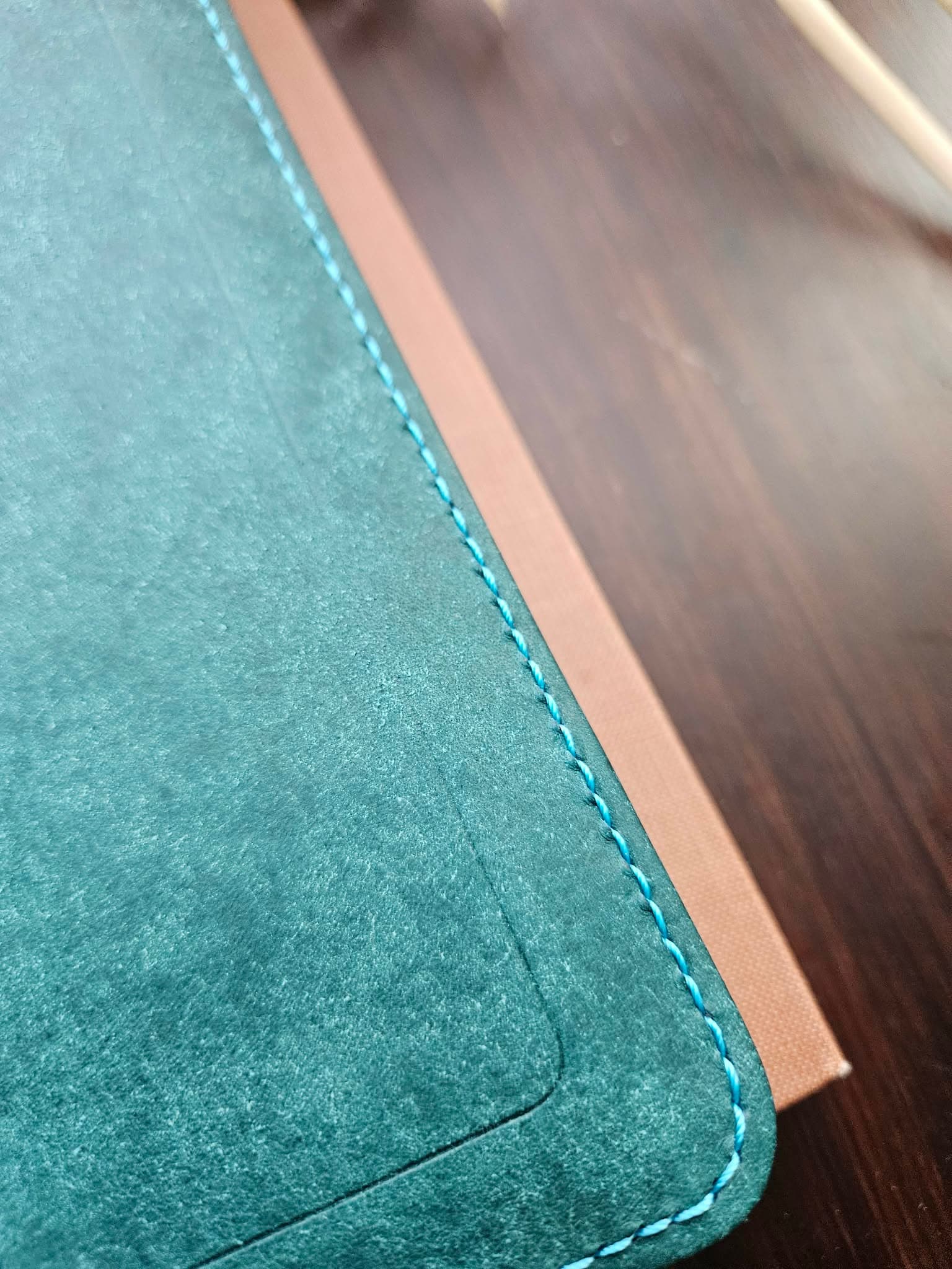 ESV Bible The Wide Margin Reference Edition/ Ortensia Pueblo view 10