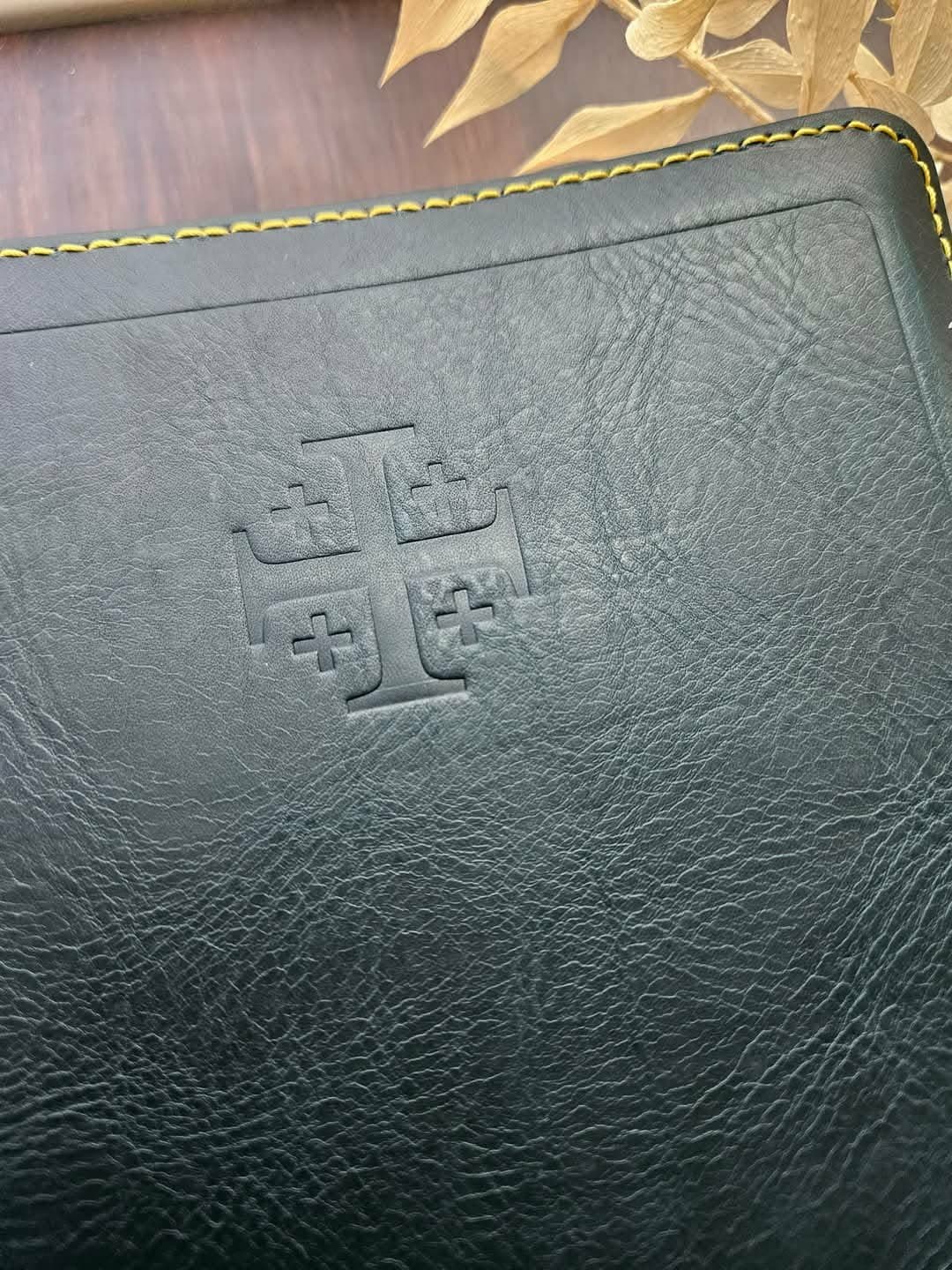 ESV Single Column Journaling Bible Rebind view 4