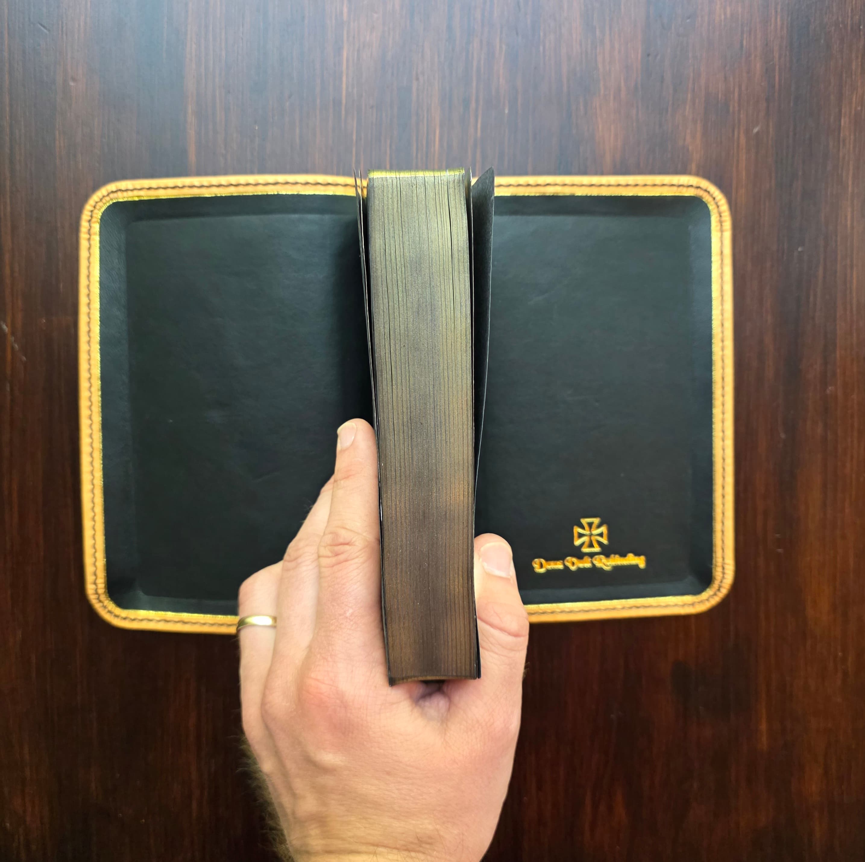 KJV, Compact, Maclaren Edition- Badalassi Pebbled- Bone view 5