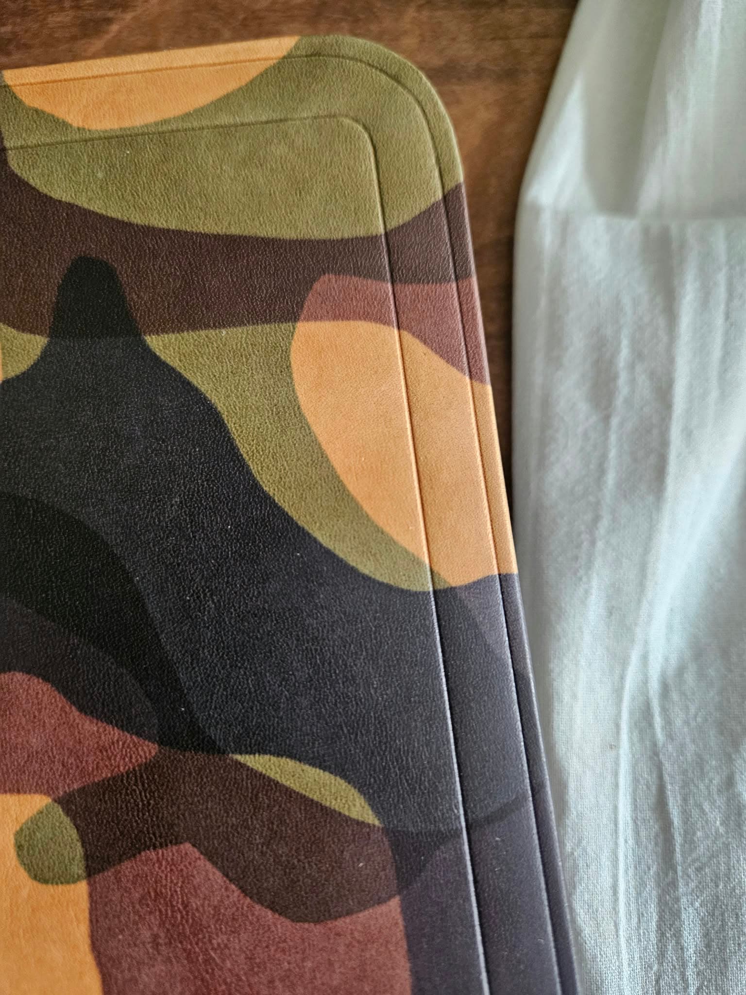 KJV, Personal Size Reference Bible Rebind, Sovereign Collection - Camouflage view 7
