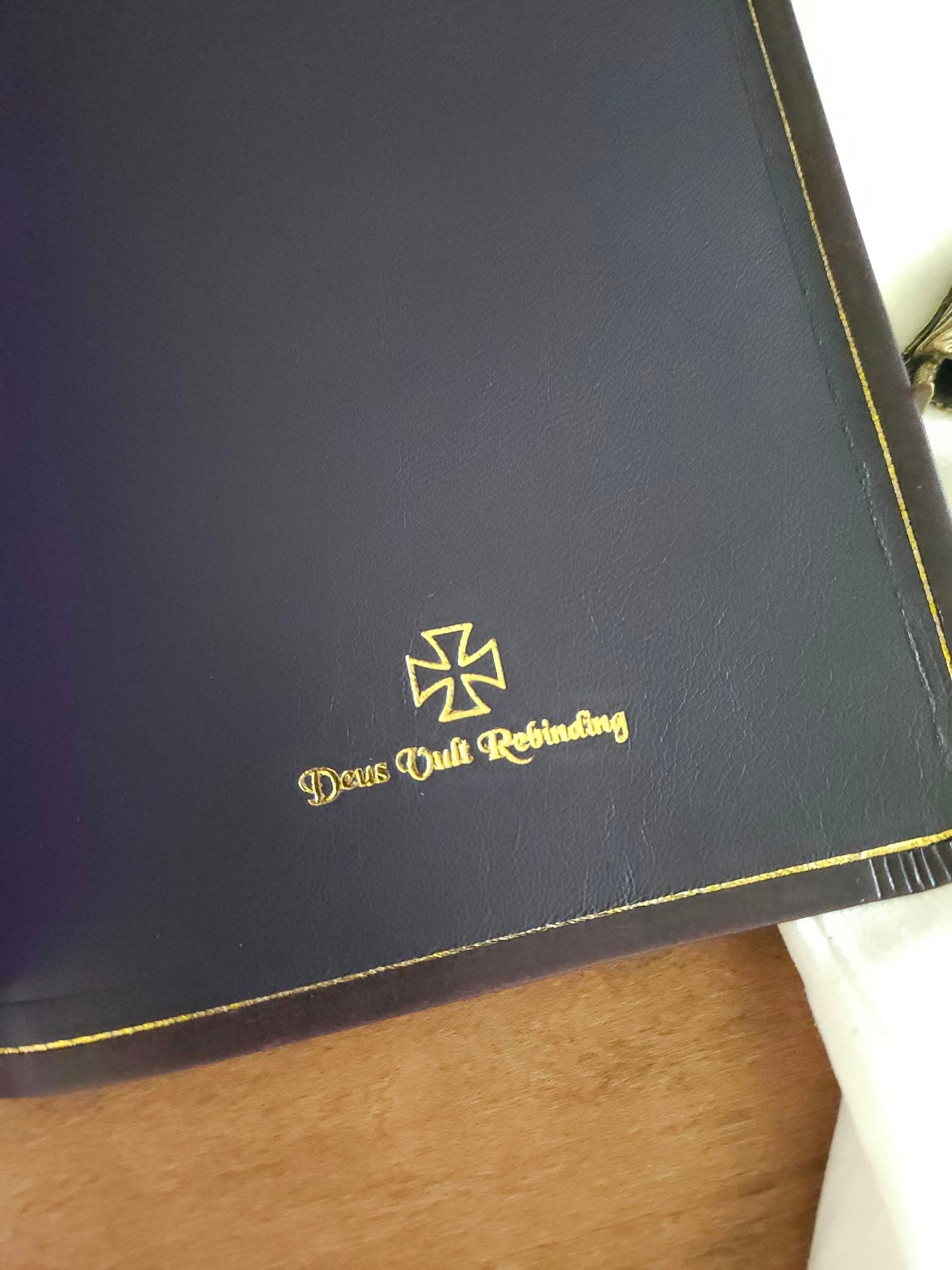 The Chronicles of Narnia Deluxe Edition: 7 Books - Violet view 10