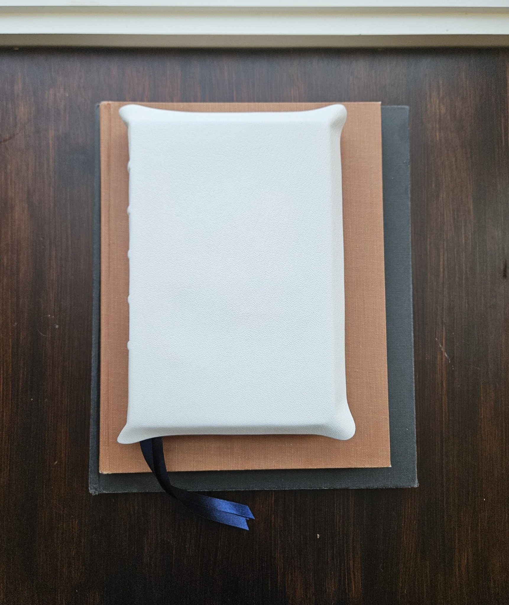 Gallery Bible